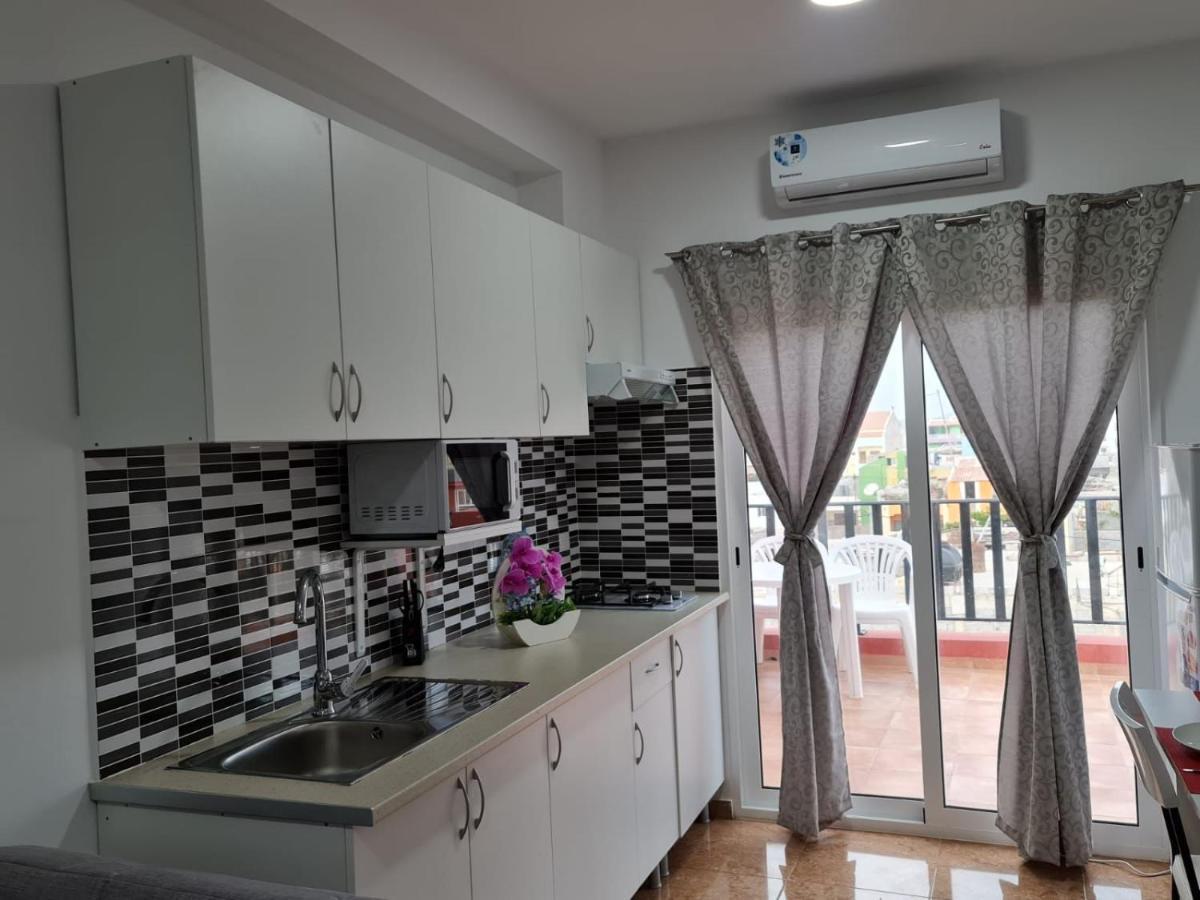 Franmay Apartments - 7 Modern Apartments Near The Beach & City, Perfect For Nomads, Travellers, Families, Watersports! Санта-Мария Экстерьер фото
