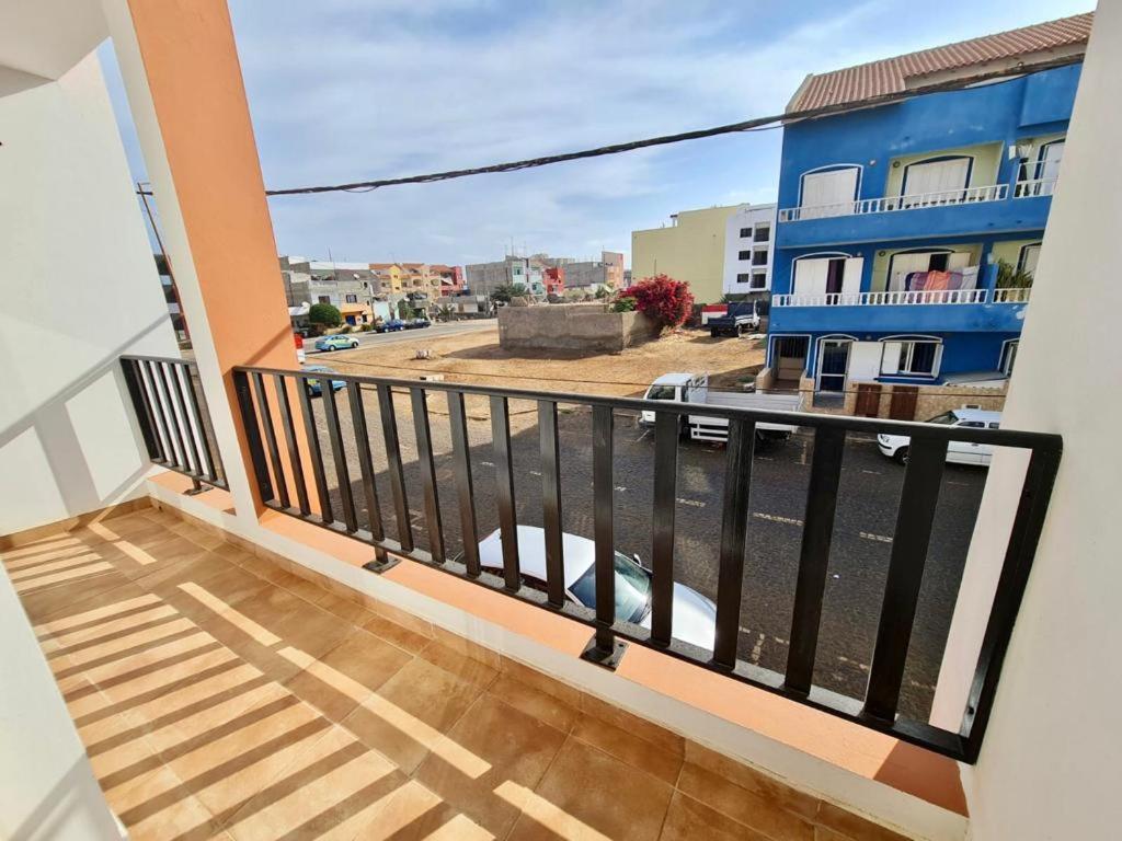 Franmay Apartments - 7 Modern Apartments Near The Beach & City, Perfect For Nomads, Travellers, Families, Watersports! Санта-Мария Экстерьер фото