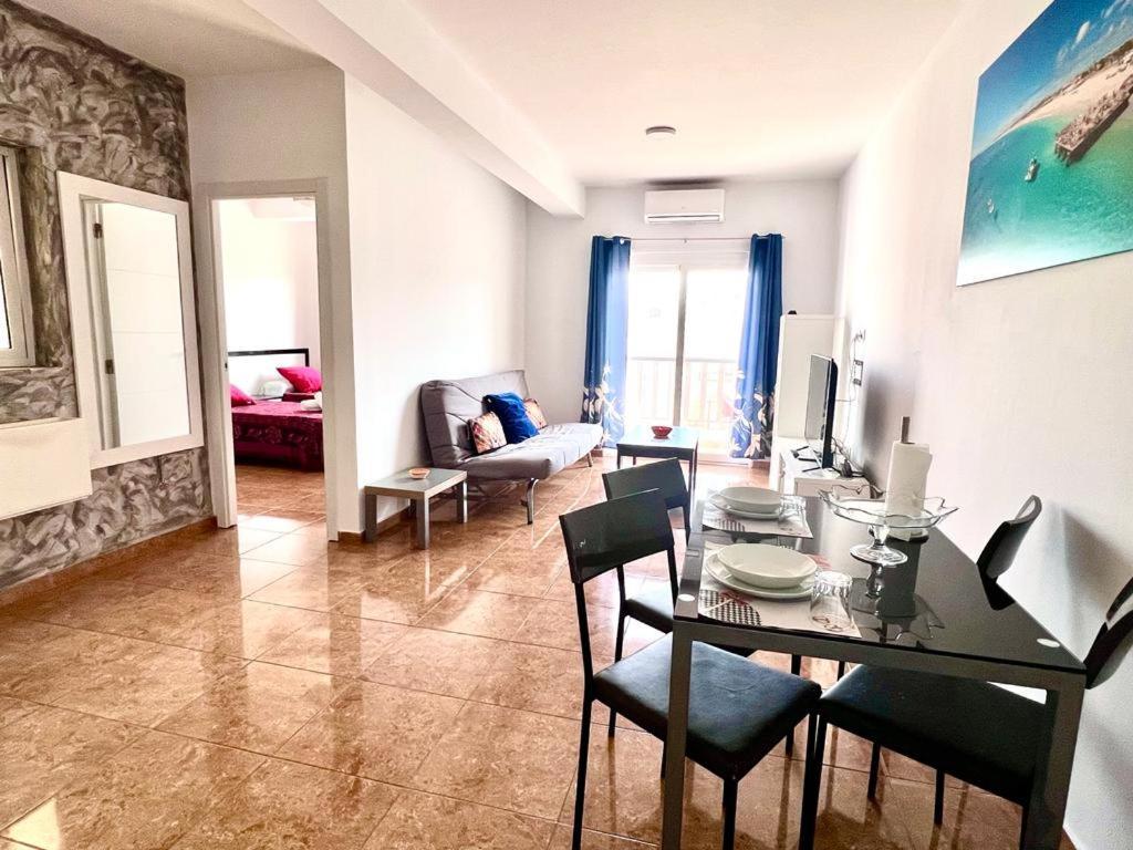 Franmay Apartments - 7 Modern Apartments Near The Beach & City, Perfect For Nomads, Travellers, Families, Watersports! Санта-Мария Экстерьер фото