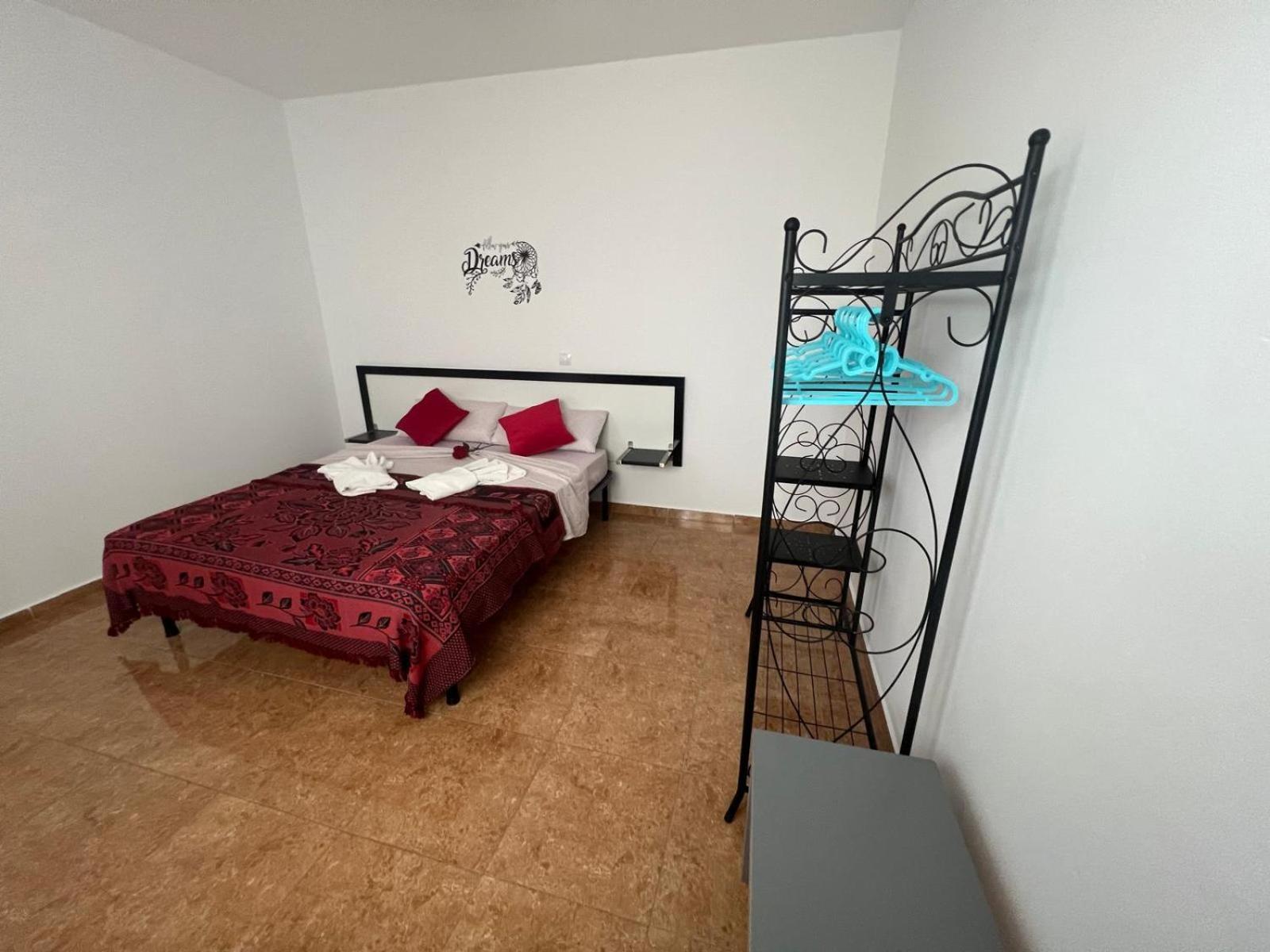 Franmay Apartments - 7 Modern Apartments Near The Beach & City, Perfect For Nomads, Travellers, Families, Watersports! Санта-Мария Экстерьер фото