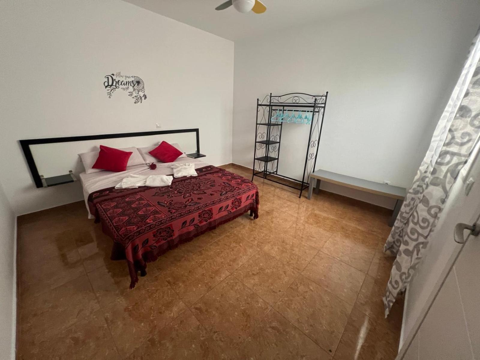Franmay Apartments - 7 Modern Apartments Near The Beach & City, Perfect For Nomads, Travellers, Families, Watersports! Санта-Мария Экстерьер фото