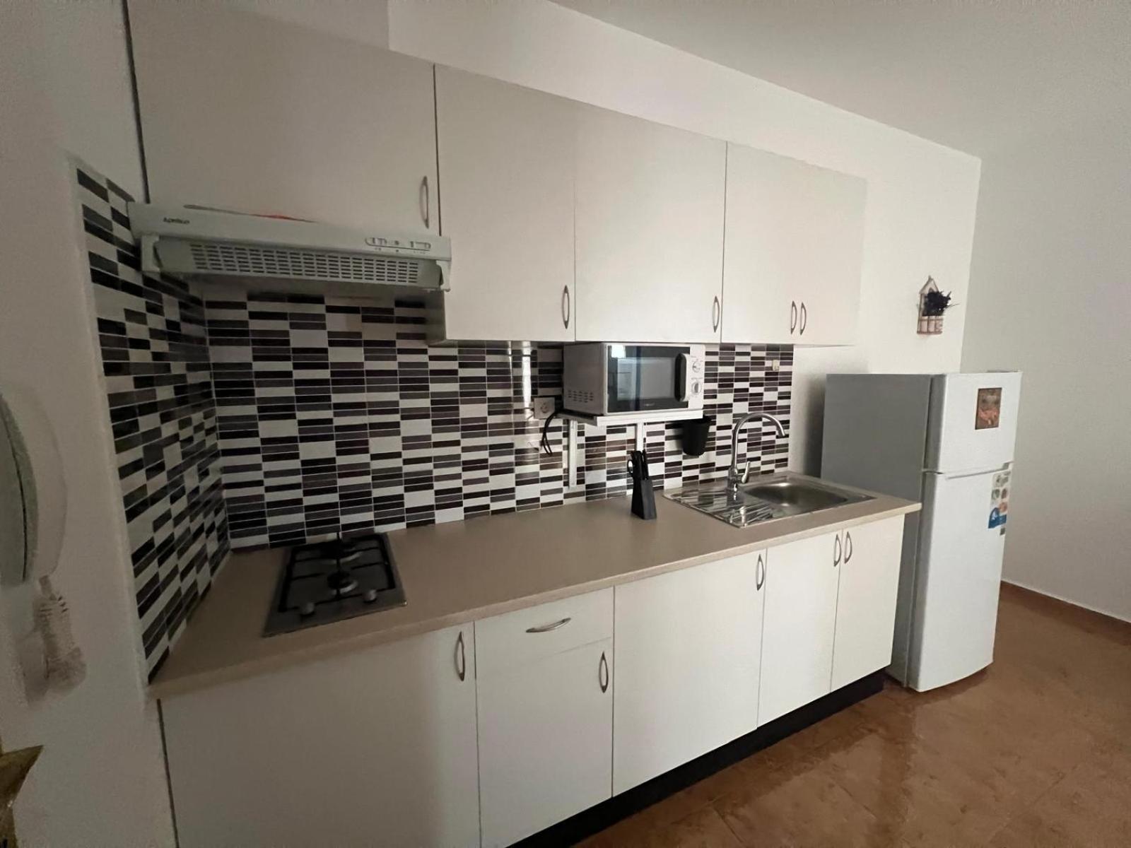 Franmay Apartments - 7 Modern Apartments Near The Beach & City, Perfect For Nomads, Travellers, Families, Watersports! Санта-Мария Экстерьер фото